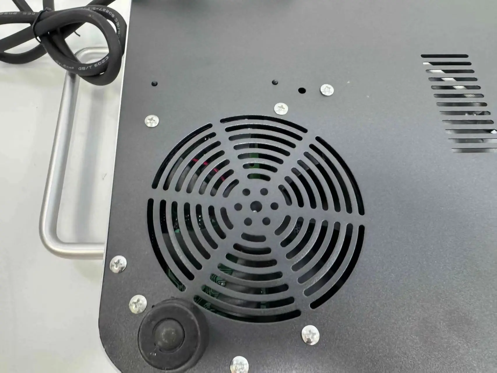 Hd333e45181194b2fbcdcc536507b7bcd6 CJA Portable Electric Ceramic Hob With Knob And Touch Control