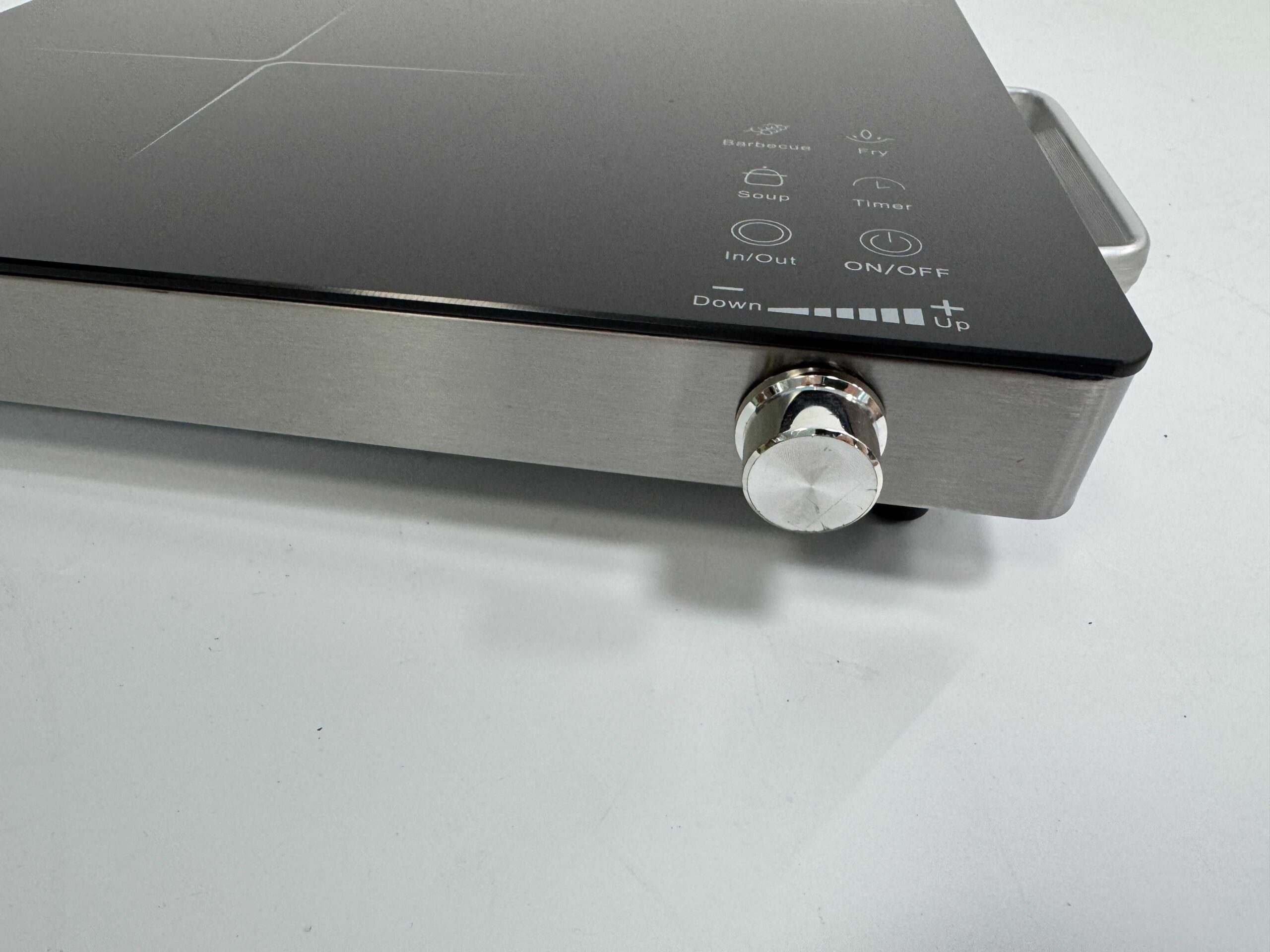 He67cd563119f41b08e8cb4c1efe0688a5 CJA Portable Electric Ceramic Hob with Touch and Knob Control